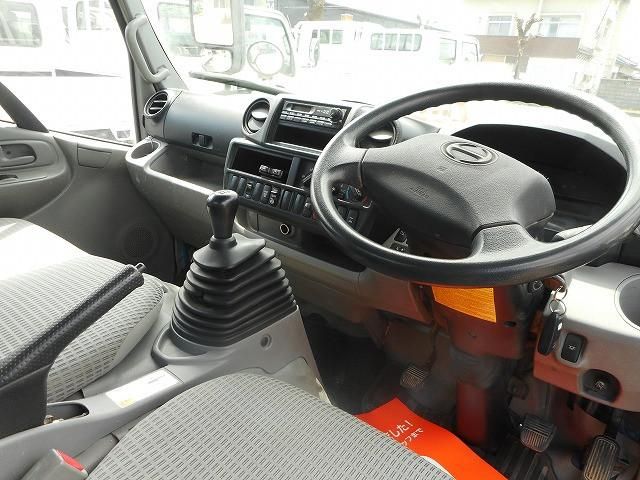 Hino DUTRO 2014-02 6050369-10