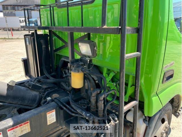 Hino DUTRO 2019-05 6214112-27