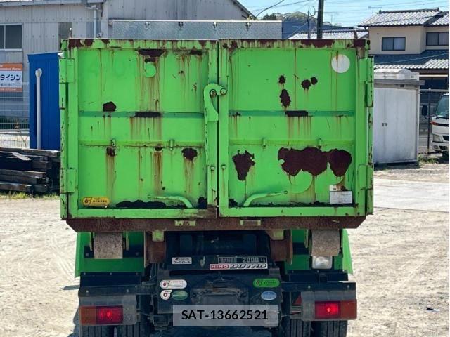 Hino DUTRO 2019-05 6214112-7