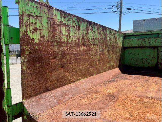 Hino DUTRO 2019-05 6214112-8
