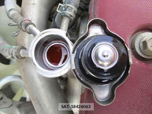 Hino DUTRO 2019-08 6214117-9