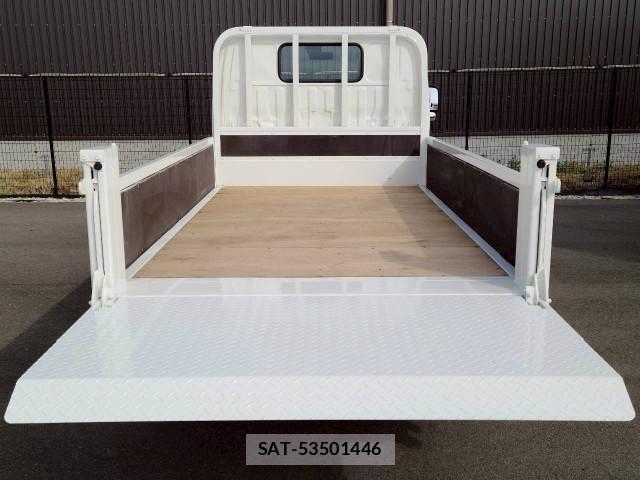 Hino DUTRO 2019-01 6214116-9