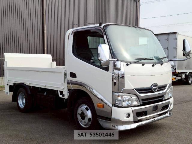 Hino DUTRO 2019-01 6214116-2