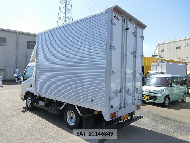 Hino DUTRO 2013-06 6243666-6