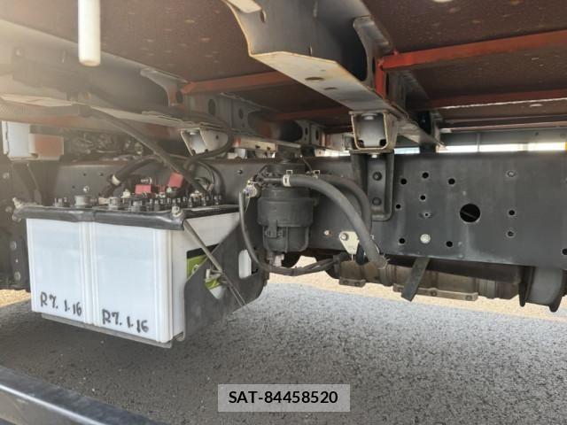 Hino DUTRO 2014-12 6243664-15