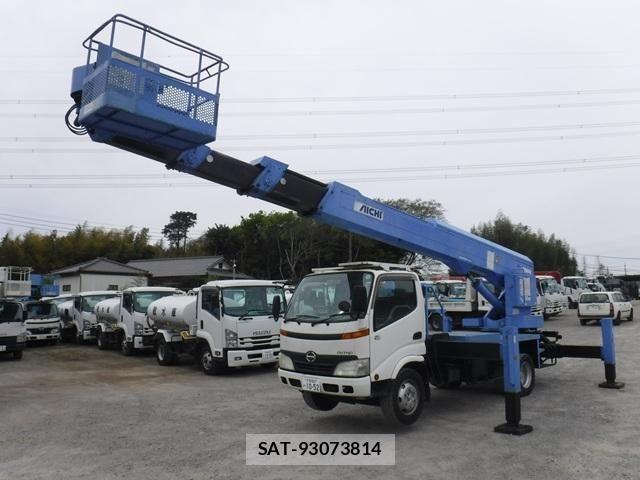 Hino DUTRO 2008-03 6243638-17