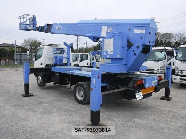 Hino DUTRO 2008-03 6243638-20