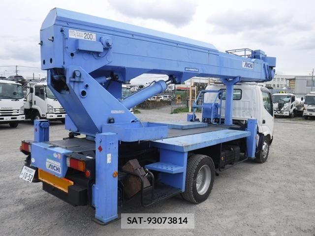 Hino DUTRO 2008-03 6243638-2