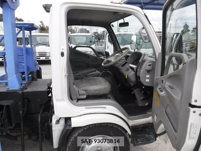 Hino DUTRO 2008-03 6243638-8