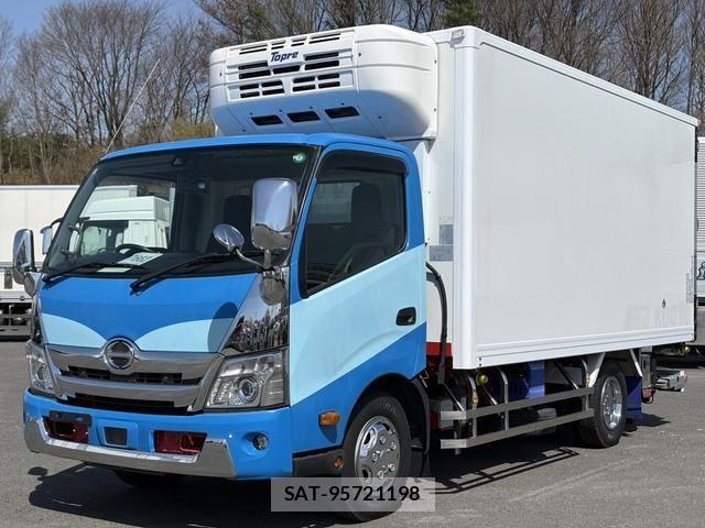 Hino DUTRO 2019-09 6243663-0