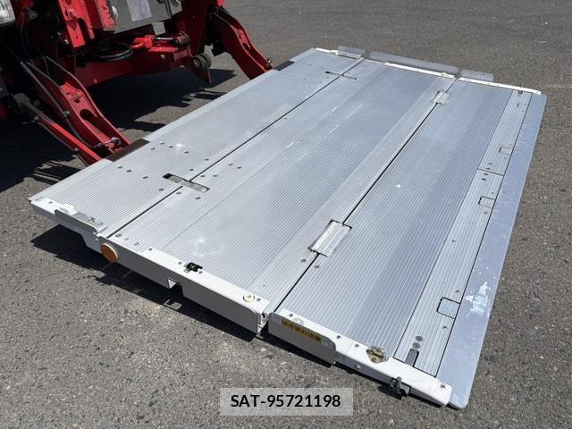Hino DUTRO 2019-09 6243663-15