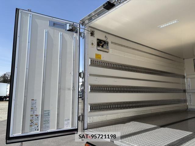 Hino DUTRO 2019-09 6243663-22