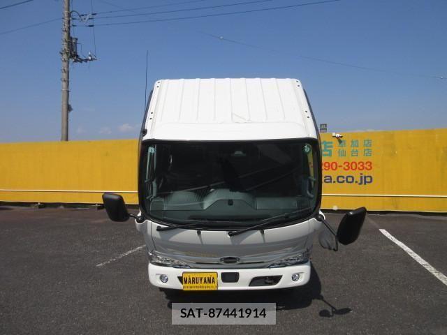 Hino DUTRO 2021-05 6243637-11