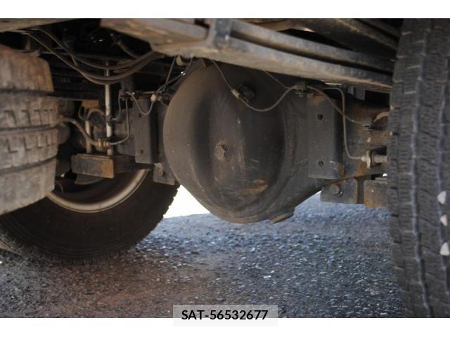 Hino DUTRO 2017-12 6243642-12