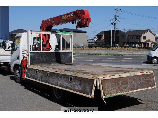 Hino DUTRO 2017-12 6243642-15