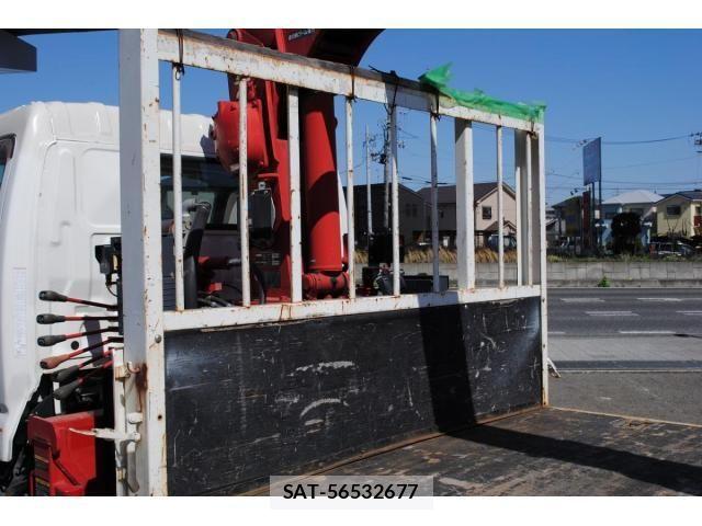 Hino DUTRO 2017-12 6243642-16