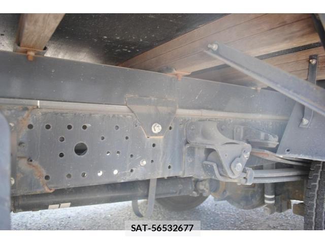 Hino DUTRO 2017-12 6243642-17