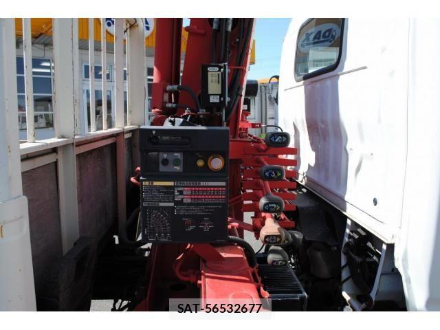Hino DUTRO 2017-12 6243642-26