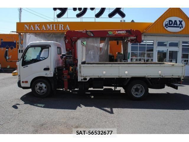 Hino DUTRO 2017-12 6243642-2