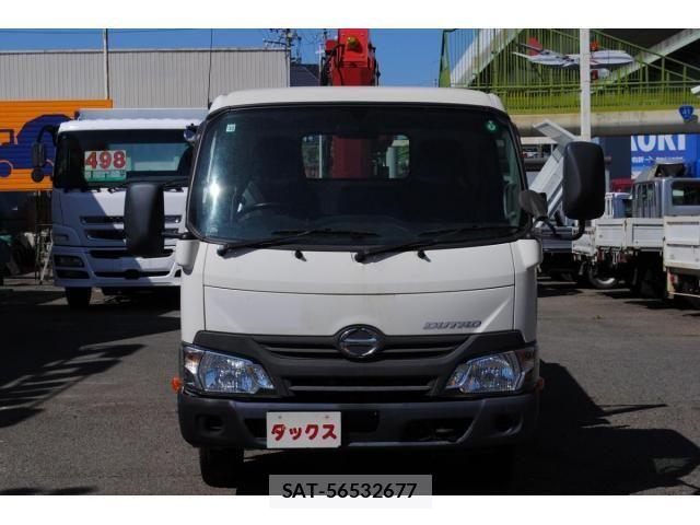 Hino DUTRO 2017-12 6243642-3