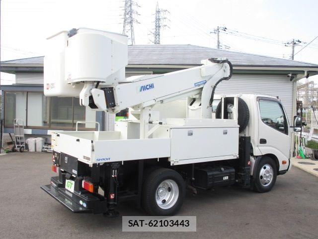 Hino DUTRO 2017-01 6243623-3