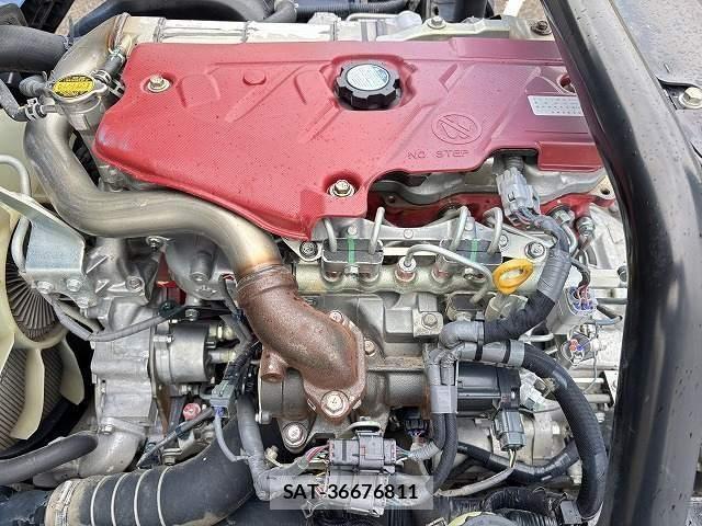 Hino DUTRO 2018-08 6263919-17
