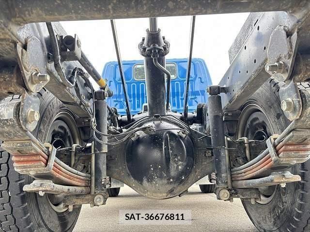 Hino DUTRO 2018-08 6263919-21