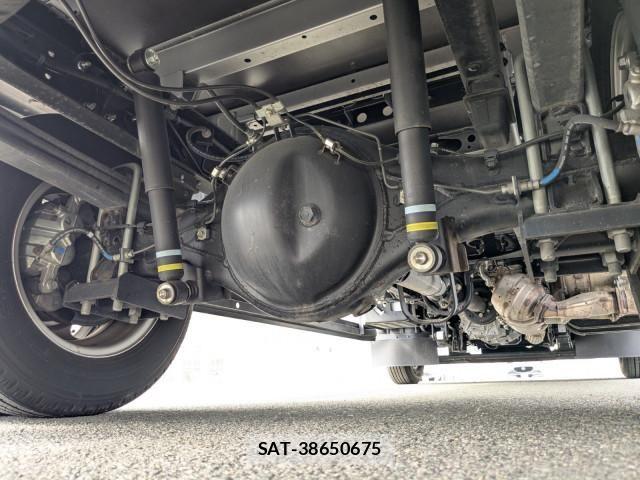 Hino DUTRO 2024-06 6263906-11