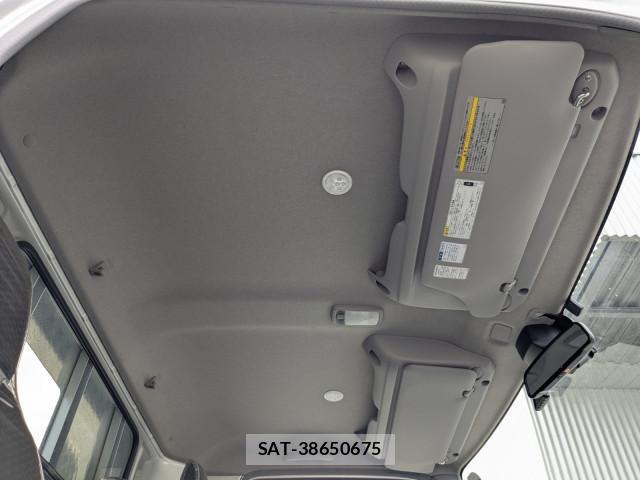 Hino DUTRO 2024-06 6263906-20