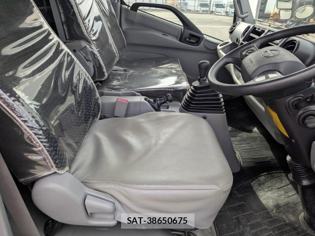 Hino DUTRO 2024-06 6263906-26
