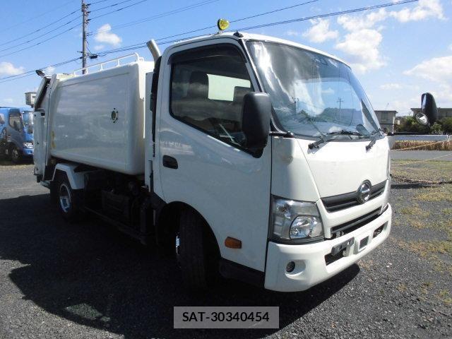 Hino DUTRO 2019-02 6263909-2