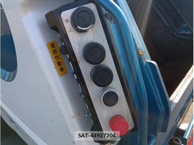 Hino DUTRO 2019-10 6263907-17