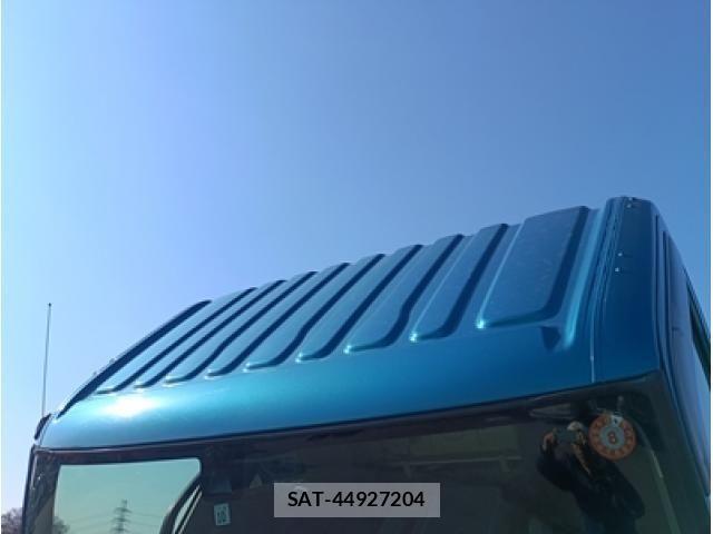 Hino DUTRO 2019-10 6263907-18