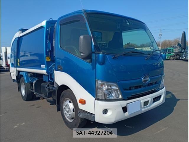 Hino DUTRO 2019-10 6263907-1