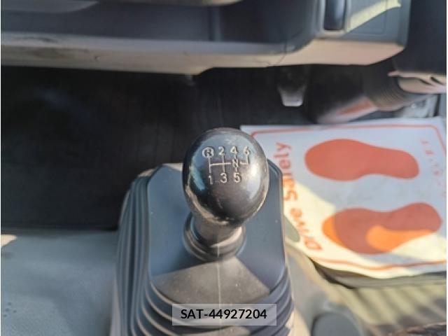 Hino DUTRO 2019-10 6263907-27