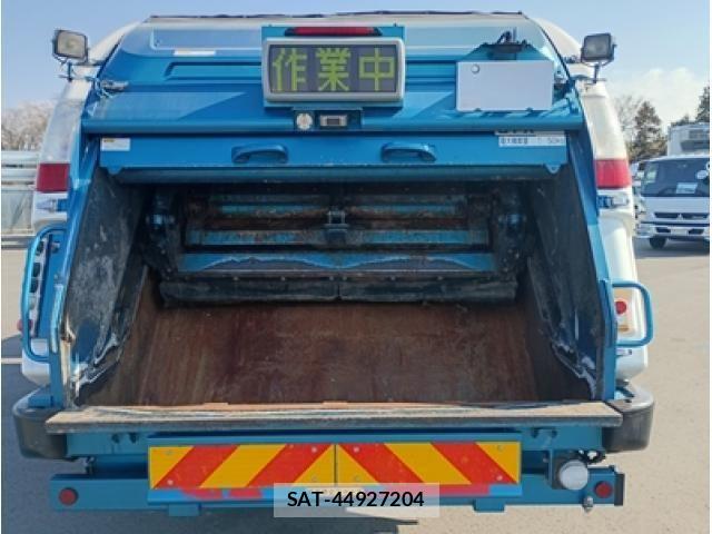 Hino DUTRO 2019-10 6263907-5
