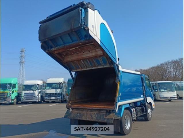 Hino DUTRO 2019-10 6263907-8