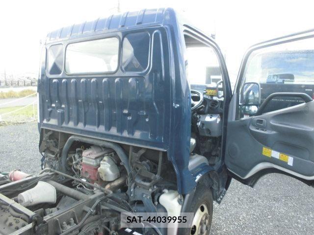 Hino DUTRO 2015-03 6263912-14
