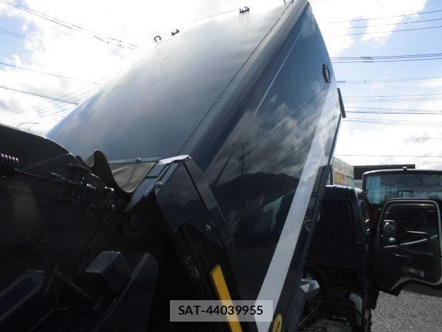 Hino DUTRO 2015-03 6263912-22