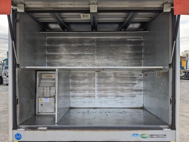 Hino DUTRO 2014-12 6274333-11
