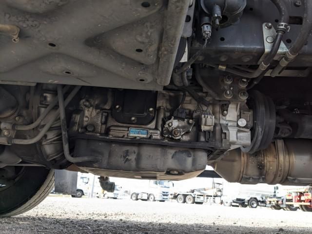 Hino DUTRO 2014-12 6274333-17