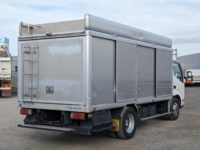 Hino DUTRO 2014-12 6274333-4
