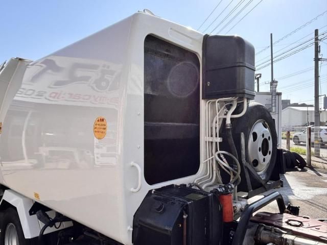 Hino DUTRO 2017-11 6270282-12
