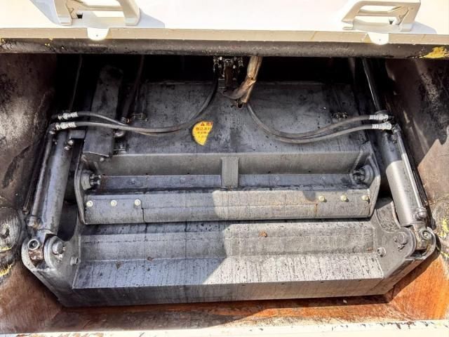 Hino DUTRO 2017-11 6270282-20