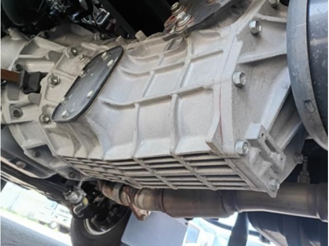 Hino DUTRO 2018-05 6274326-9