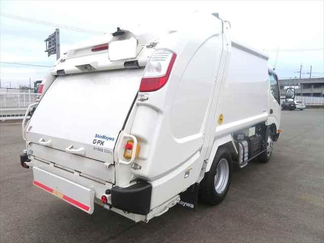Hino DUTRO 2022-02 6274318-5