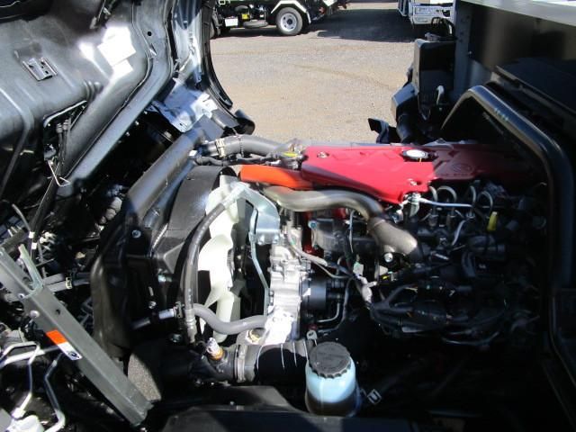 Hino DUTRO 2024-06 6274323-20