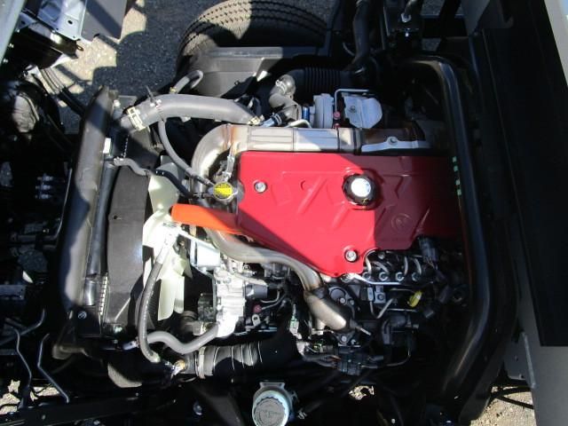 Hino DUTRO 2024-06 6274323-21
