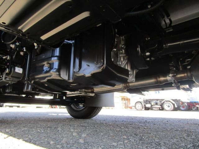 Hino DUTRO 2024-06 6274323-24