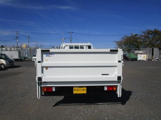 Hino DUTRO 2024-06 6274323-5